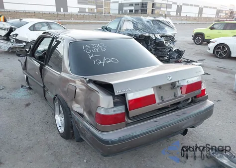 1990 Honda Accord Lx from USA, damaged, VIN 1HGCB7158LA006932